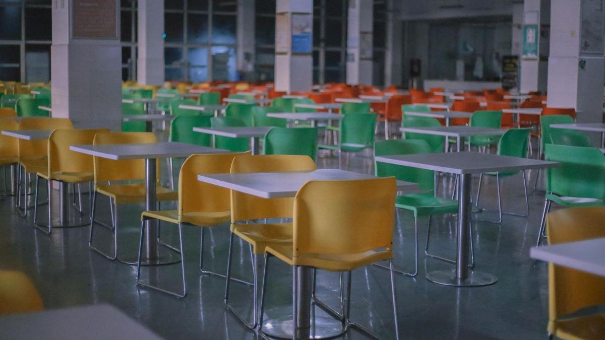 se dubleaza numar scoli masa calda