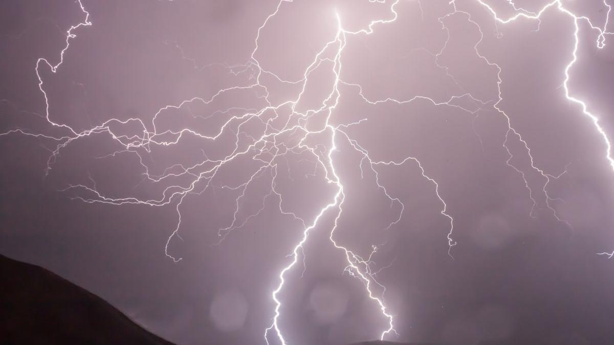 cod galben de vijelii grindina si ploi torentiale peste jumatate de tara este vizata