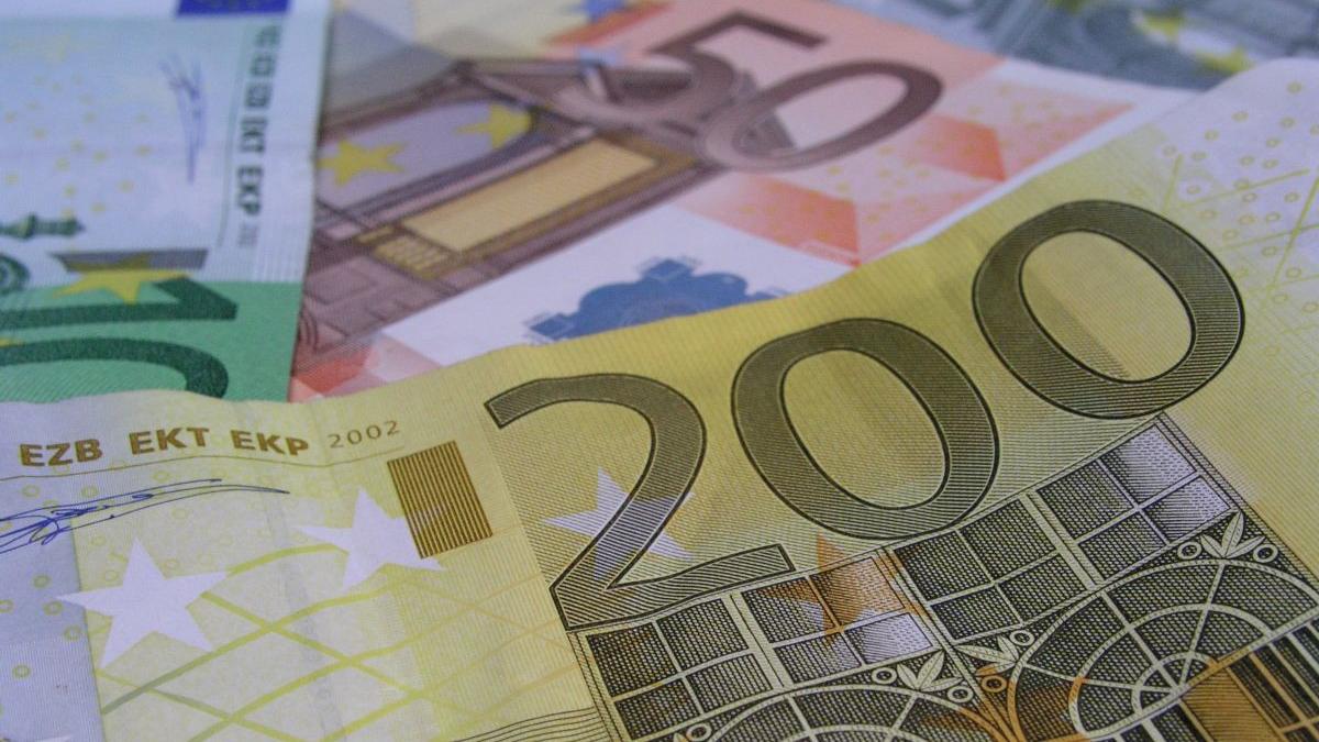 cat castiga statul roman preturi uriase carburanti