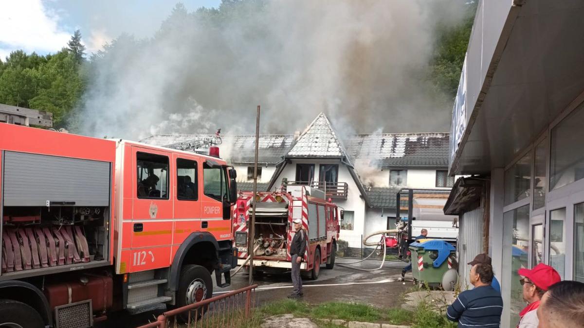incendiu motel bicaz