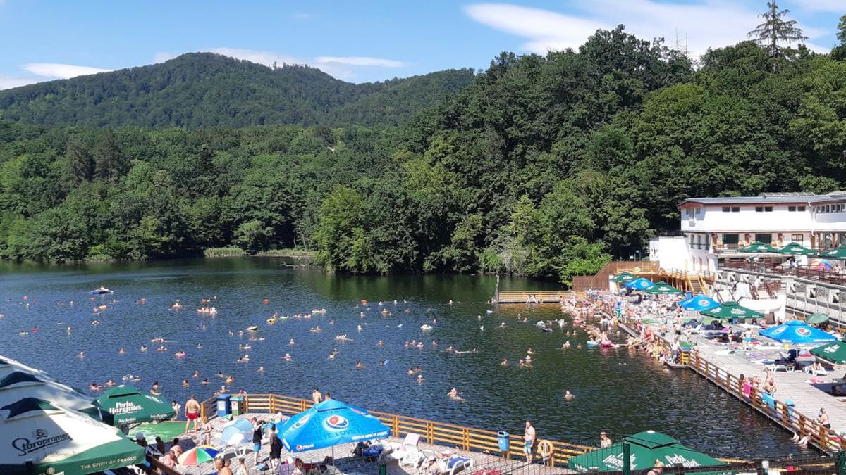 loc romania cunoscut putere tamaduitoare fenomen unic europa