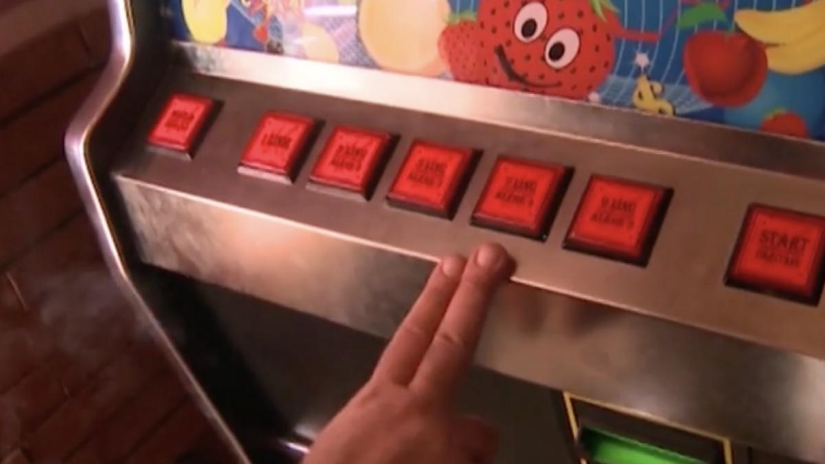 procuror acuzat fura bani probe pacanele blestemat sala judecata