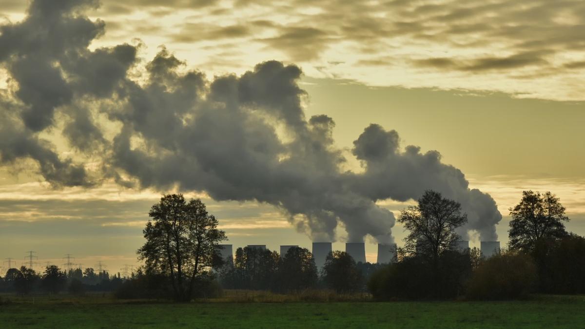 poluarea asociata 10 procente cancere europa raport agentia europeana mediu