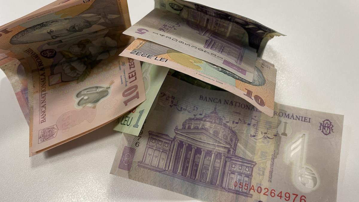 cea mai falsificata bancnota 2021