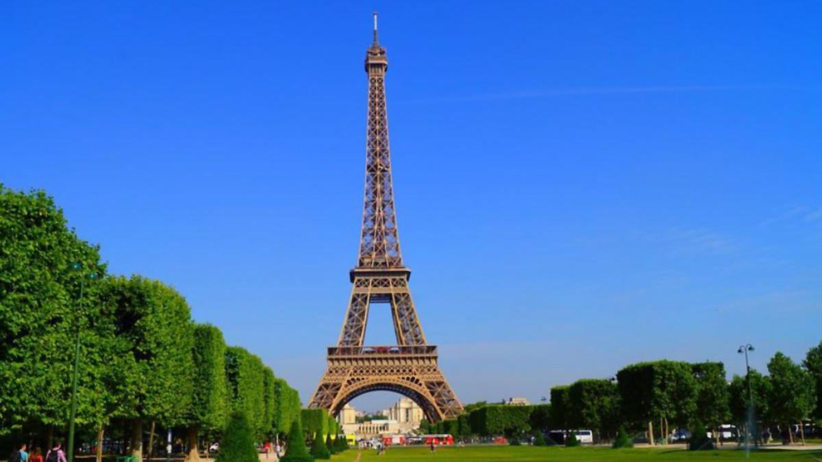 franta schimbare nume de familie fara motiv