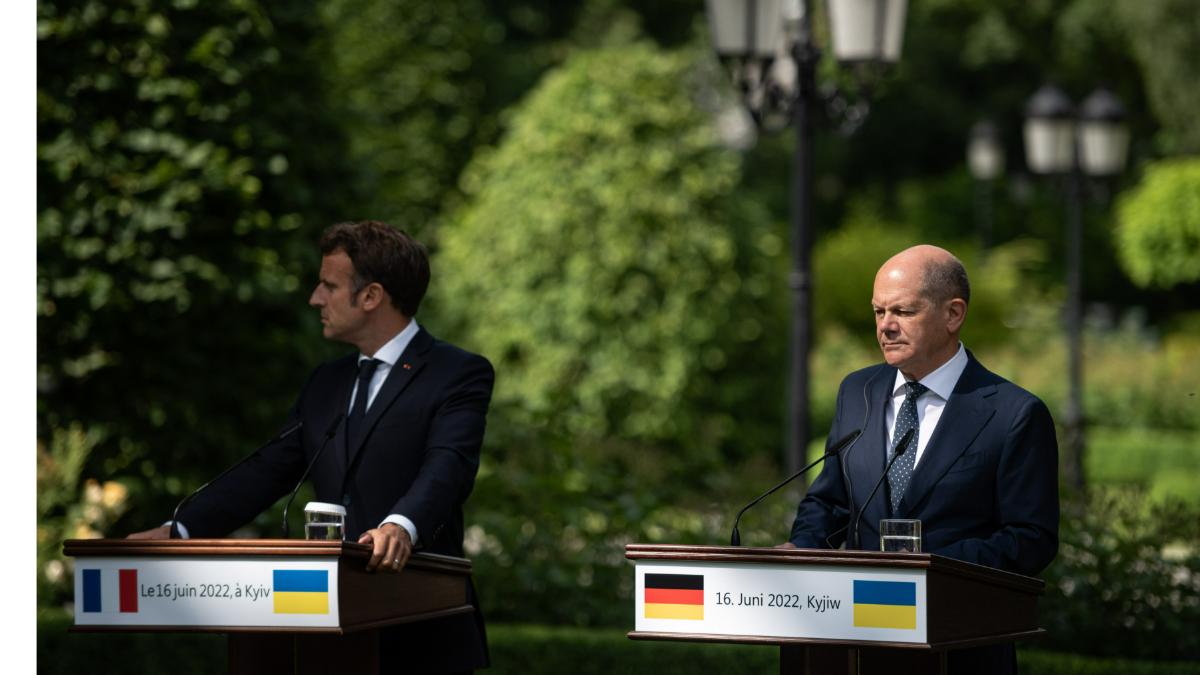 olaf scholz intalnire paris emmanuel macron