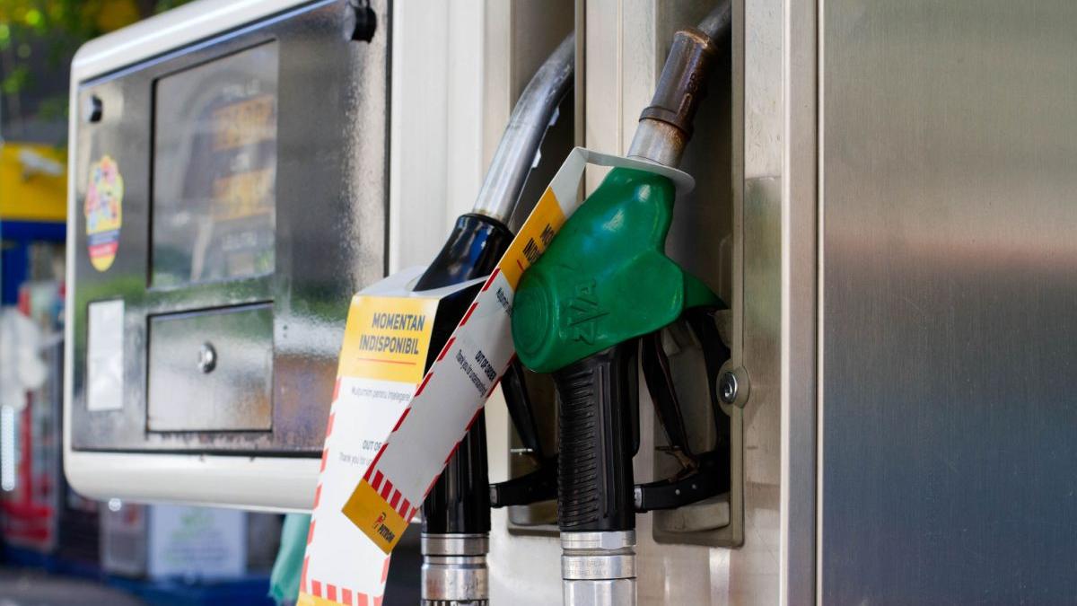 pret mondial petrol sanctiuni rusia