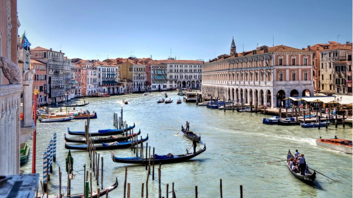 primul oras taxa intrare