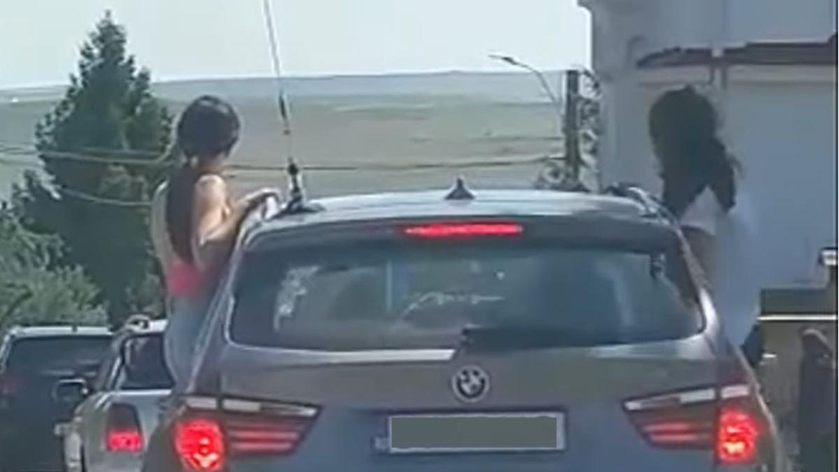 doua tinere iesite geamuri masina plimbare suceava