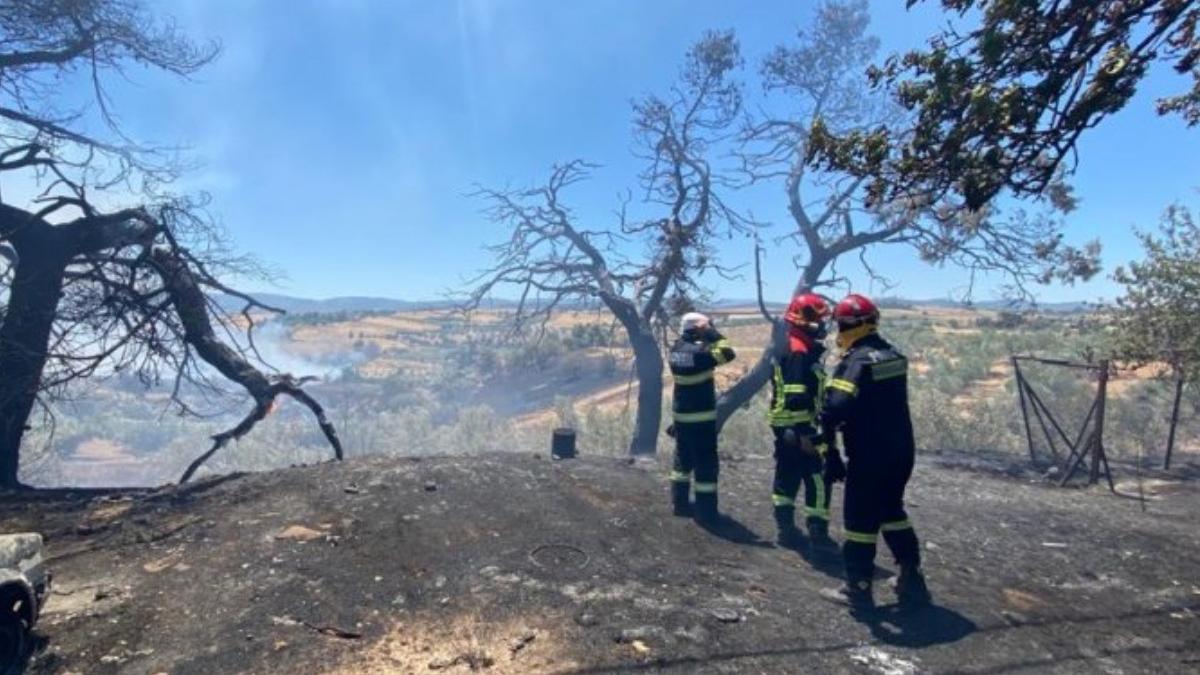 turisti romani blocati in insula greceasca lefkada din cauza incendiilor
