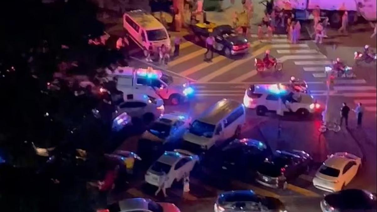 atac armat ziua independentei sua politisti philadelphia