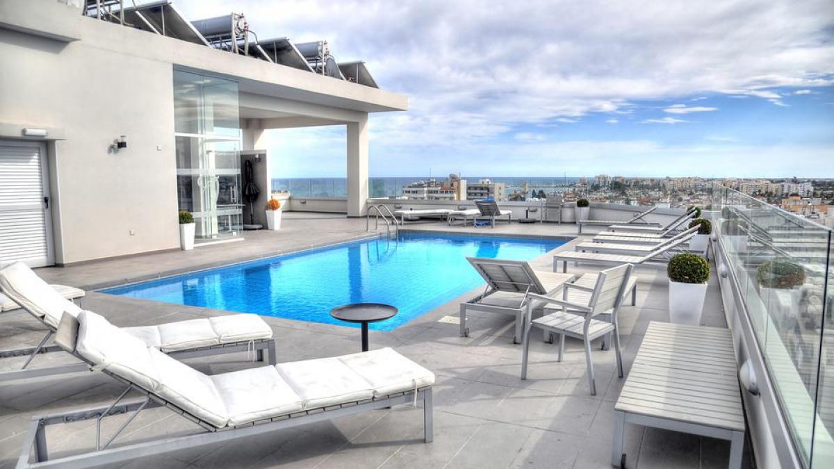 turist roman anunt matrimonial viral