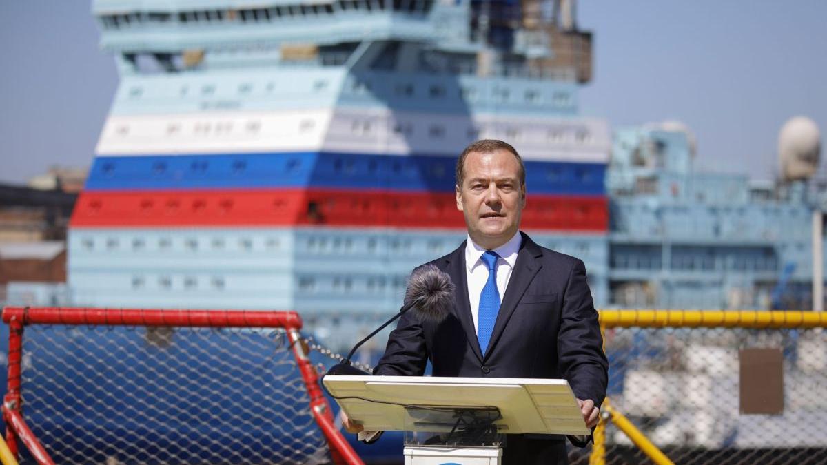 omul care i a tinut locul lui putin arma nucleara