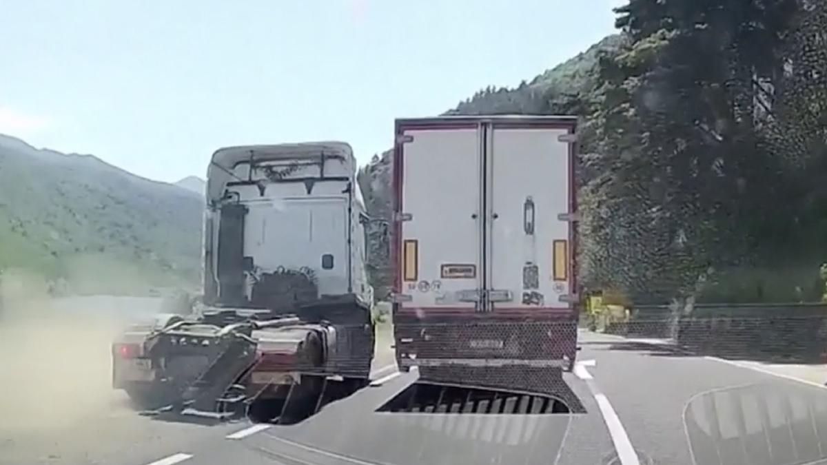 sicanare valea oltului cap tractor tir camera de bord