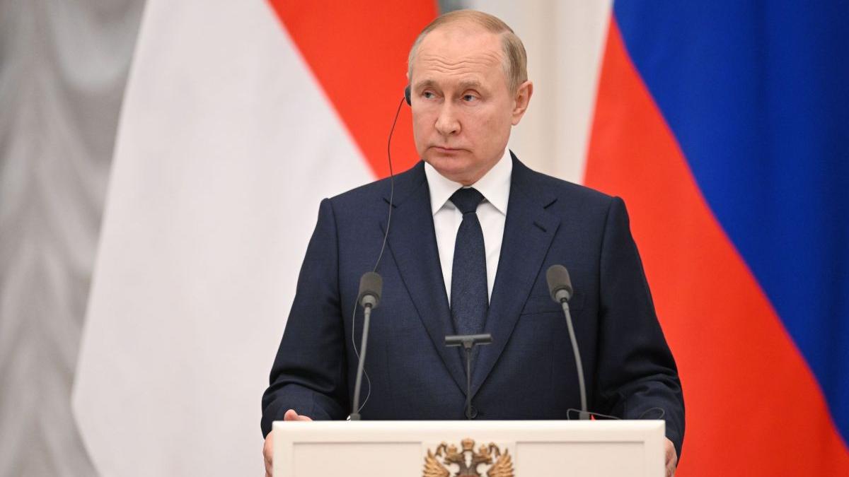 romania ii face dosar lui vladimir putin pentru crimele de razboi