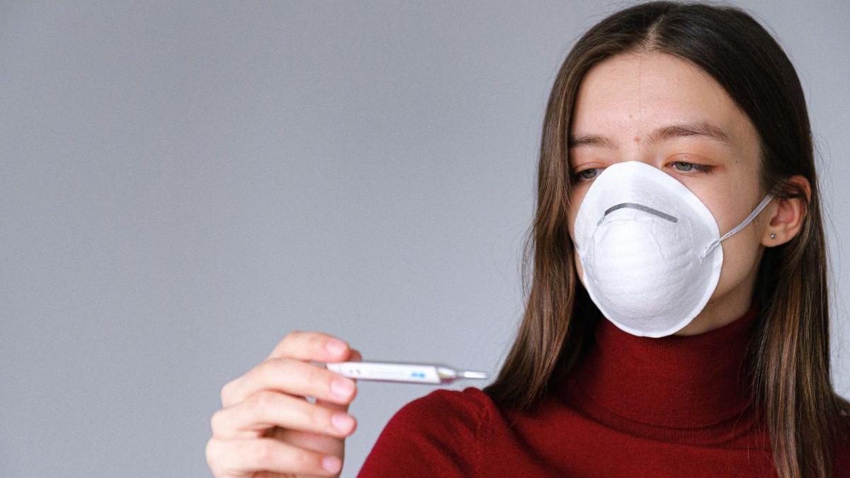 ce faci daca esti confirmat pozitiv sars cov 2