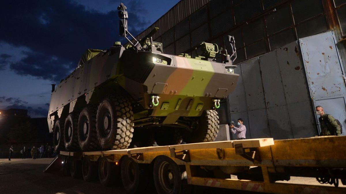 ce sunt cum arata blindate 8x8 piranha v construite romania