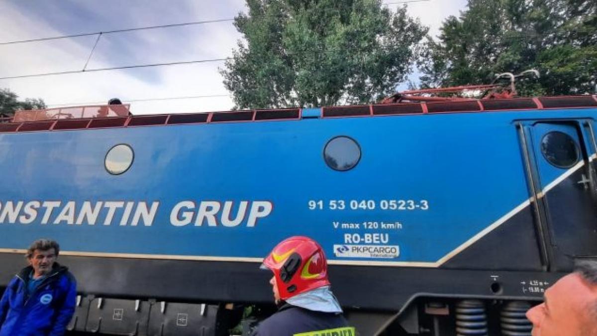 incendiu locomotiva tren hunedoara