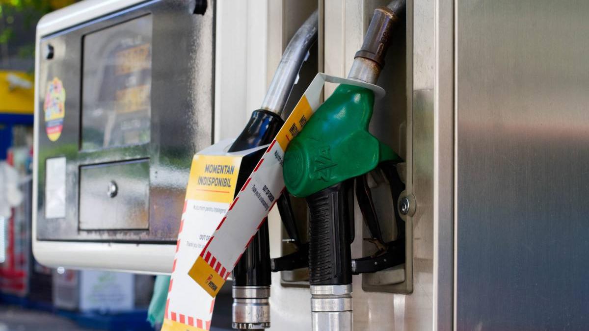 pret combustibil nu scade baril petrol iefin experti