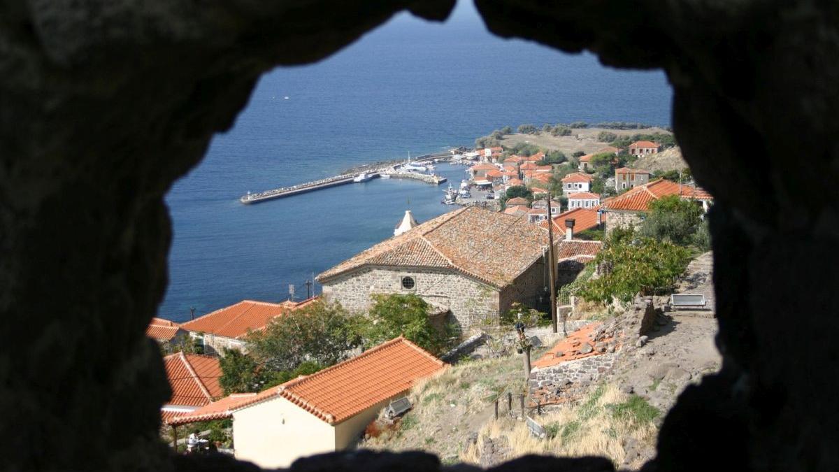 ce se intampla mergi grecia faci covid