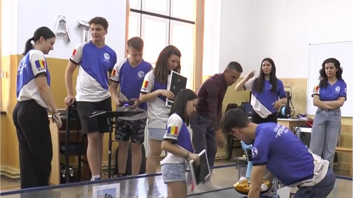 tinerii romani concurs robotica sua