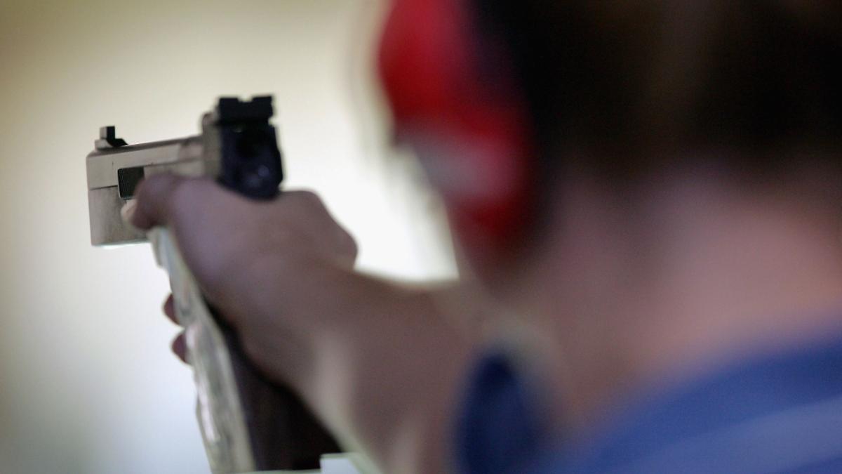 politist american impuscat arma romania