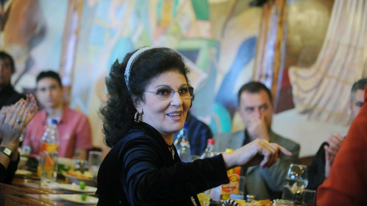 irina loghin aliment ten perfect face minuni