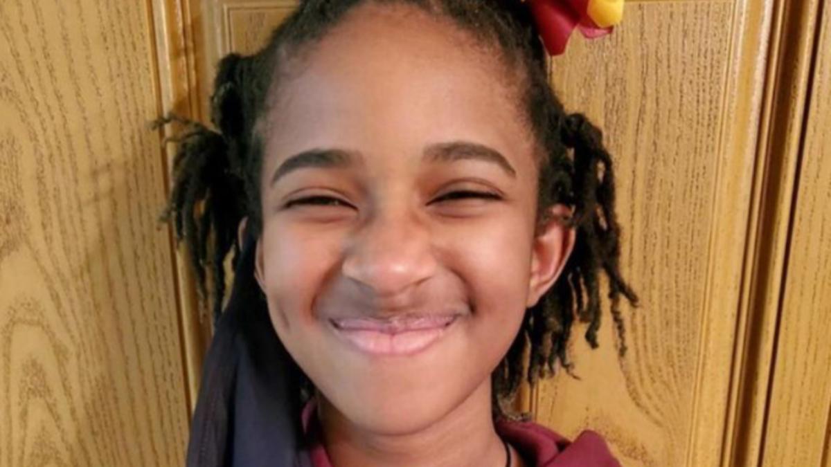 fata 13 ani acceptata facultate medicina