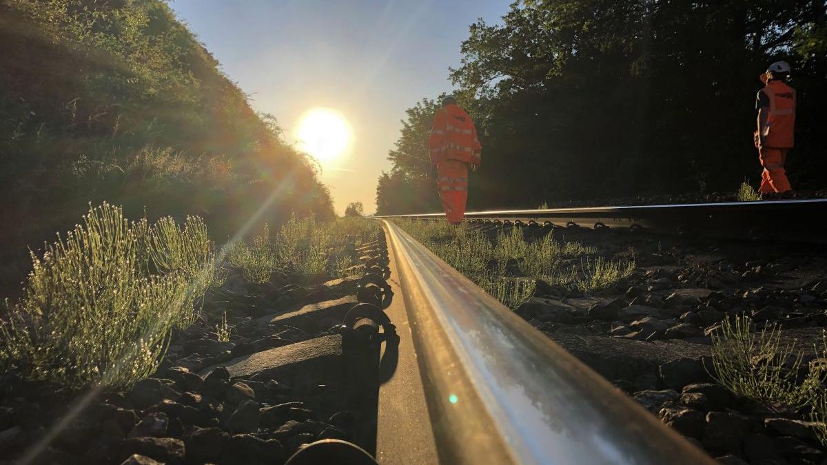 haos marea britanie apocalipsa climatica grade trenuri anulate