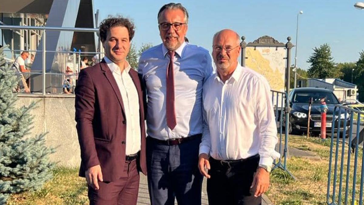 lucian romascanu ministrul culturii finantare opera nationala iasi