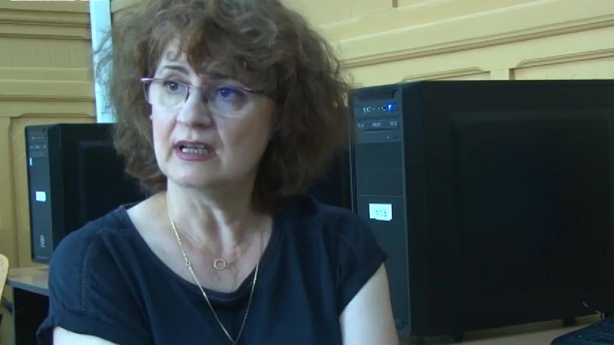 profesoara daniela lica liceu ploiesti olimpiade internationale informatica