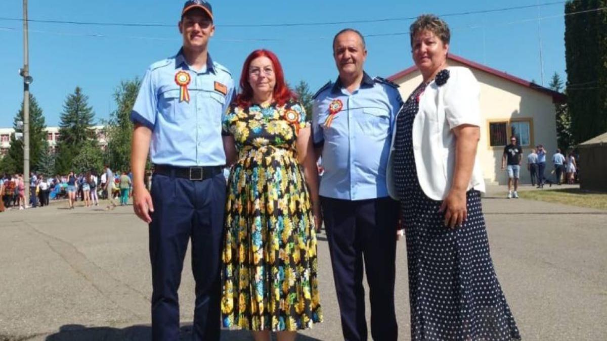 bogdan ghica crescut casa copii arad scoala agenti politie