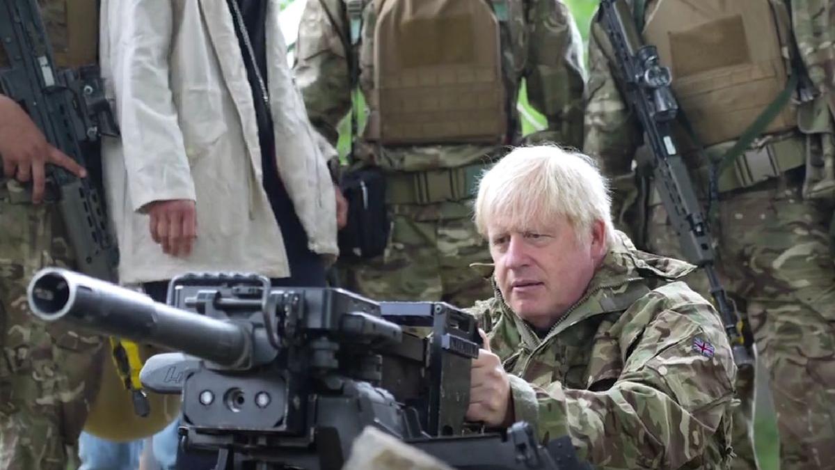 boris johnson arma militari ucraineni