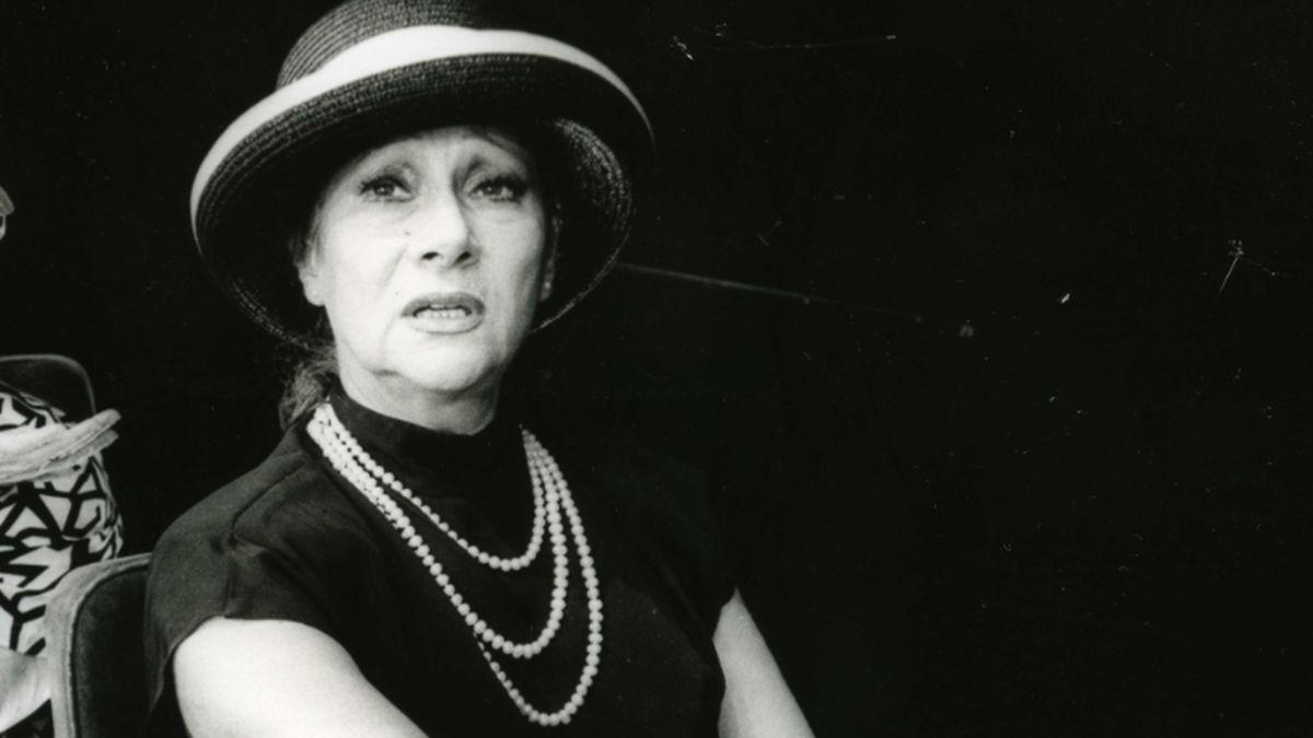 actrita camelia zorlescu a murit anunta teatrul nottara