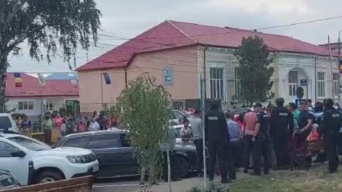 jandarmi spital targu neamt rrom injunghiat