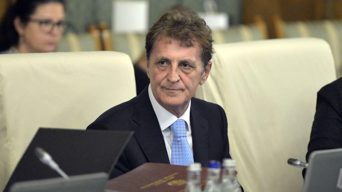 mircea dusa luat ambulanta venit rau intalnire oficiala