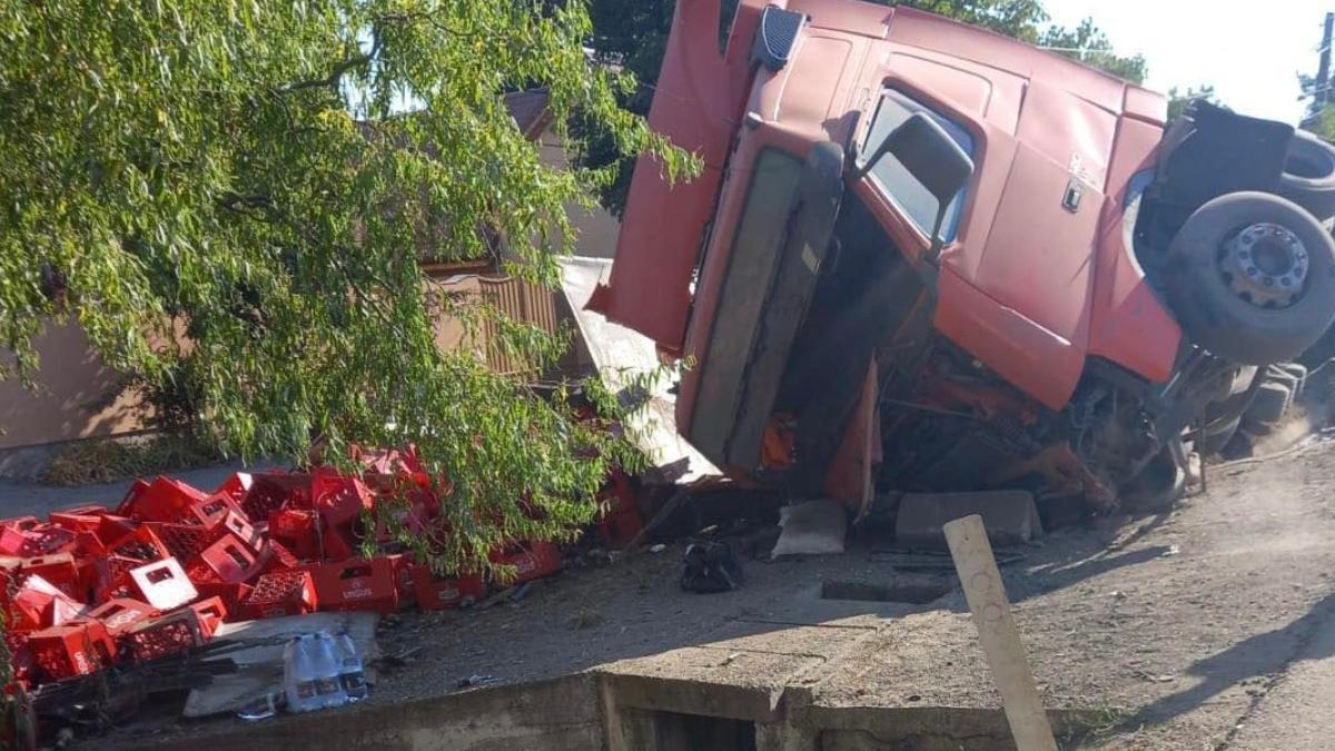 sofer beat tir rasturnat lazi cu bere la remetea mare timisoara reactia politiei