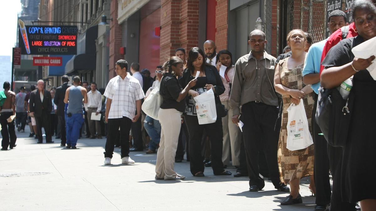 economie sua recesiune tehnica