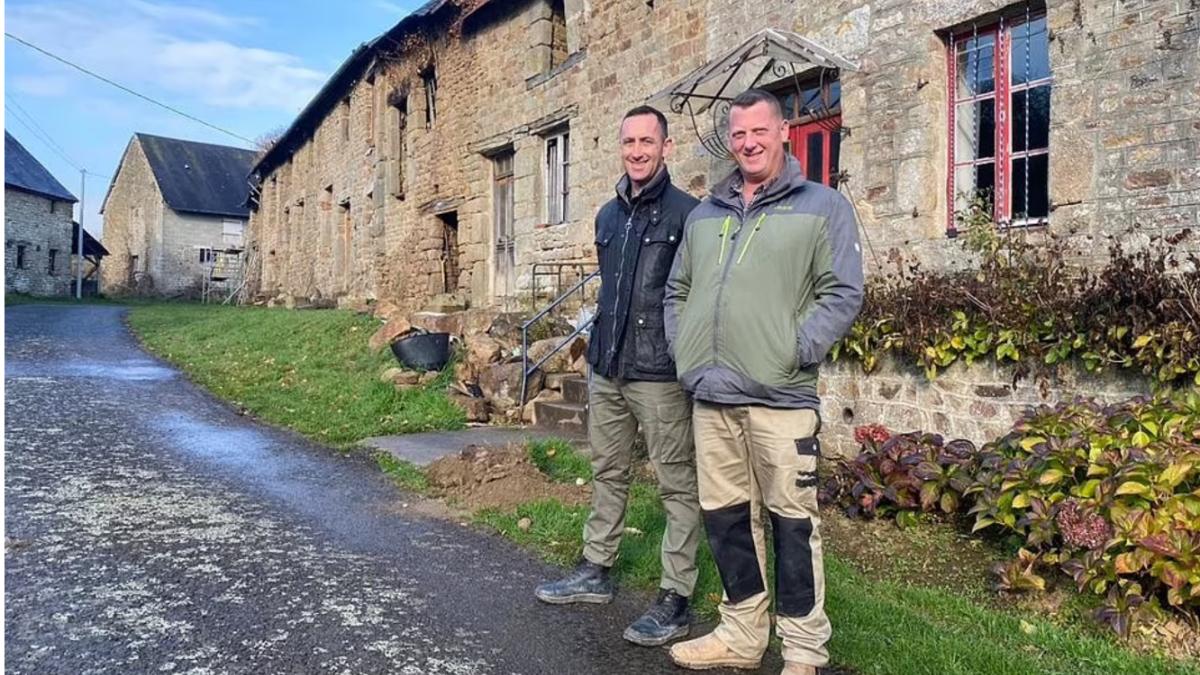 sat franta cumparat britanici