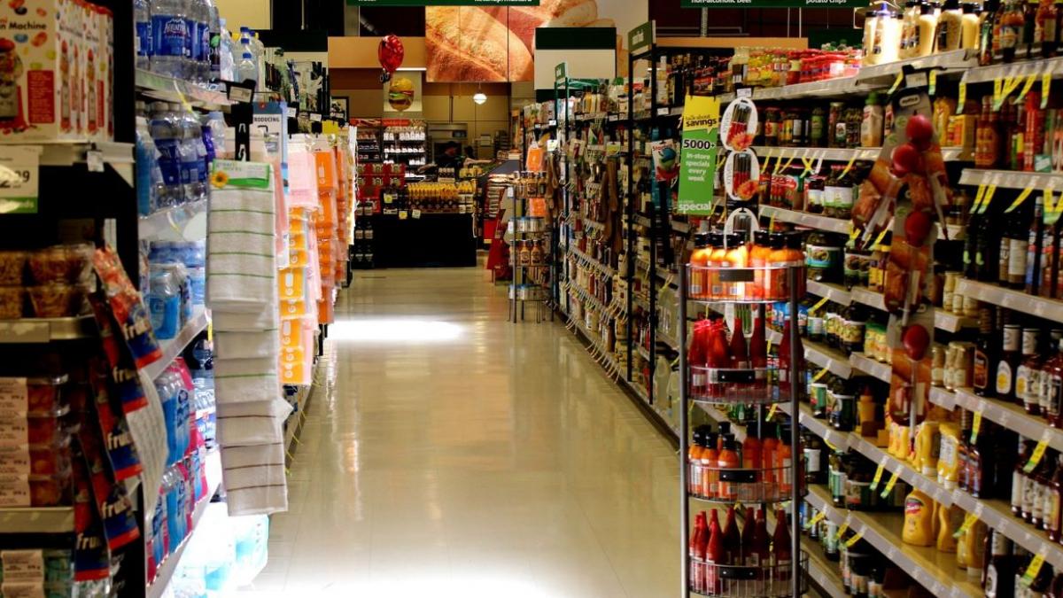 apa imbuteliata periculoasa tinuta soare magazine