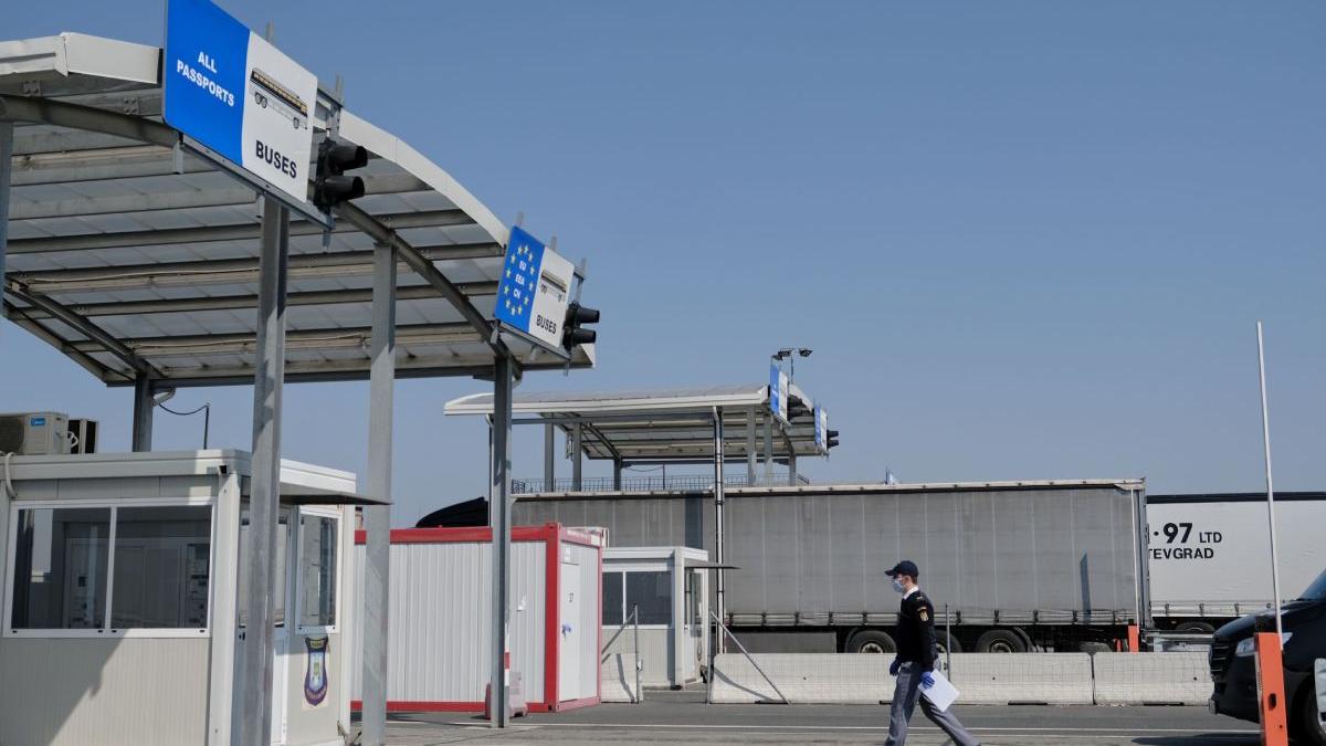 mae atentionare de calatorie pentru romanii care vor sa plece in bulgaria aglomeratie la trecerile