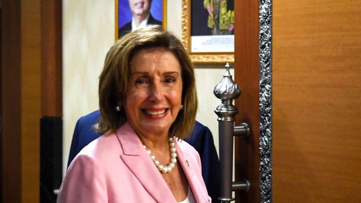 nancy pelosi taipei china rachete balistice