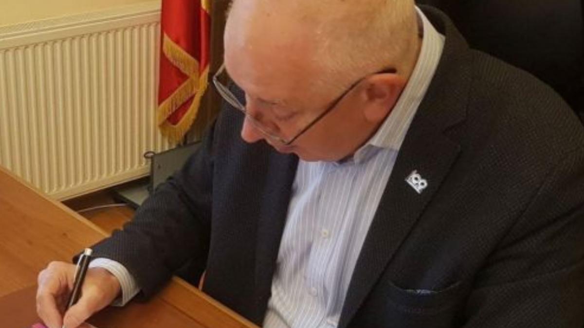 directorul companie apa prahova demisie