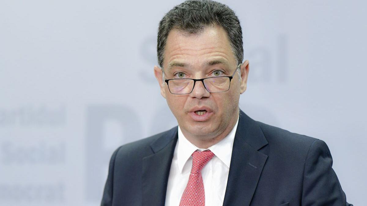 radu oprea psd presedinte pnl iasi alexandru muraru fumigene bucuresti