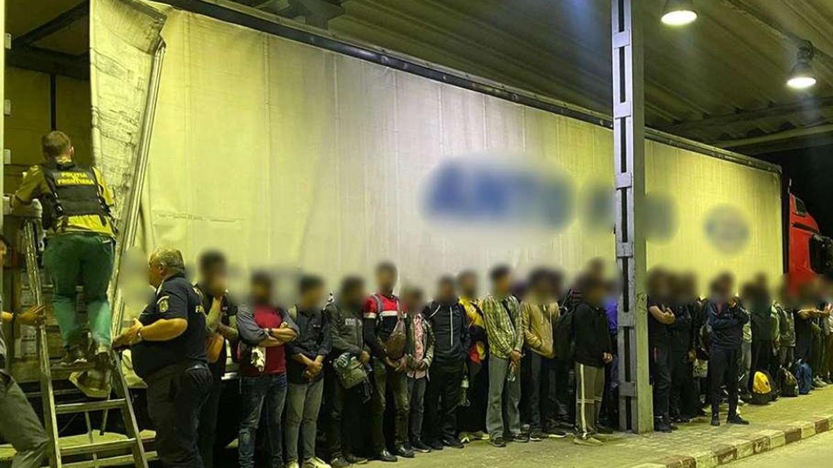 straini tir electrocasnice frontiera vama petea