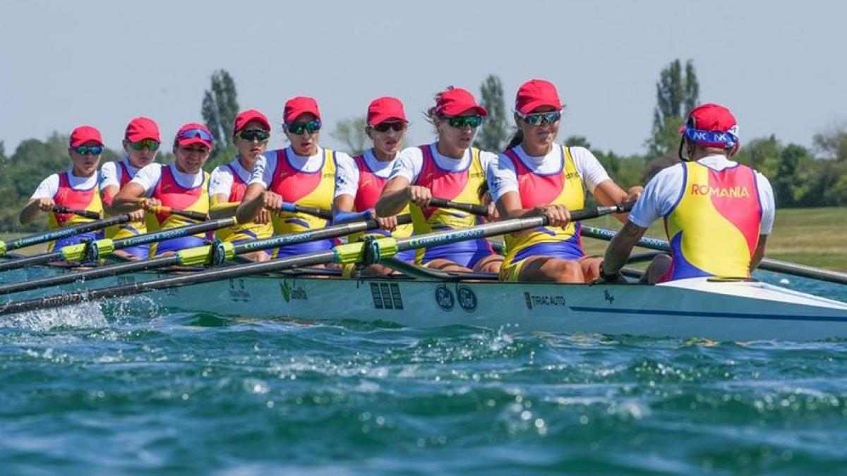 aur canotaj echipa feminina 8