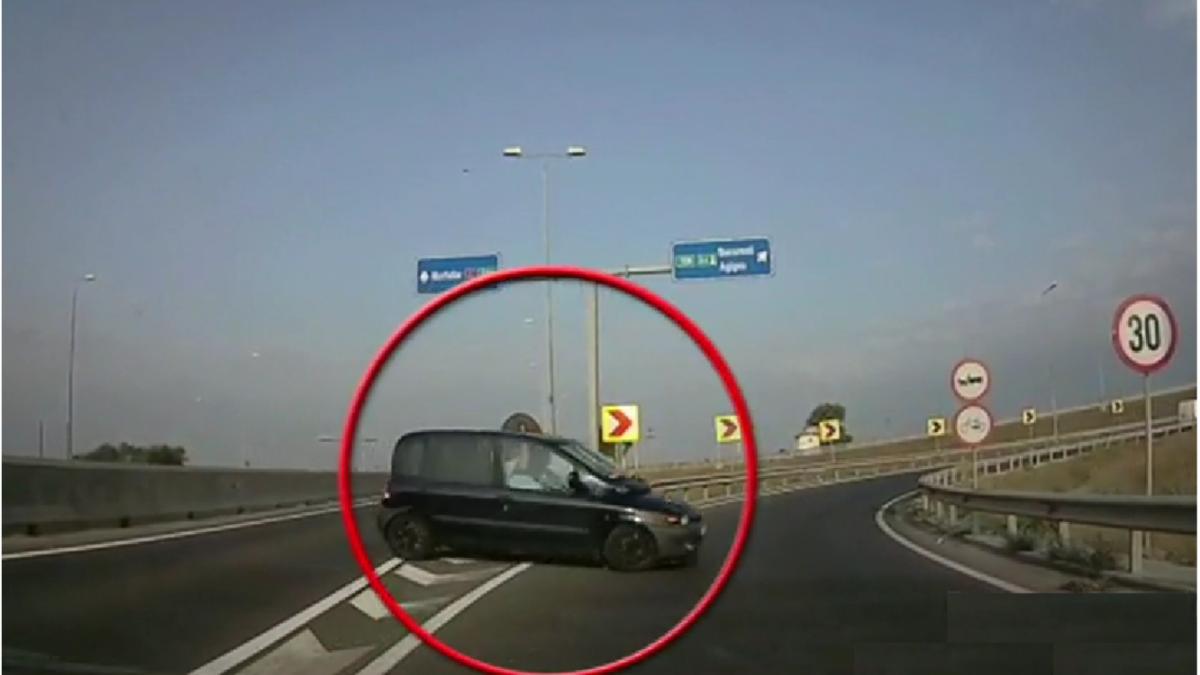 soferita filmata contrasens autostrada
