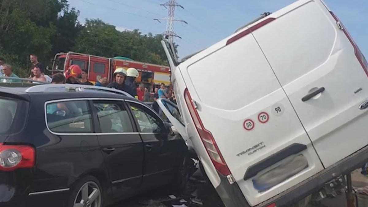 accidente rutiere minivacanta sfanta marie