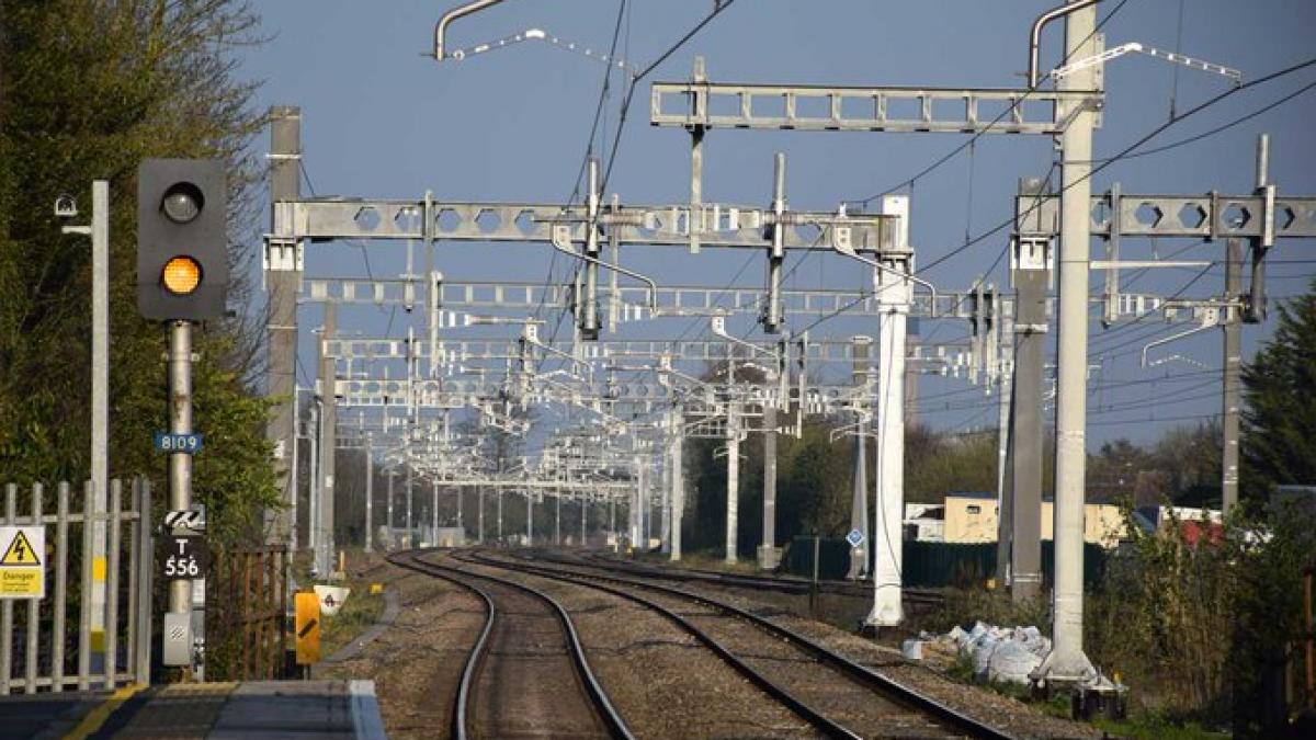 trenuri blocate moldova mort gara nord