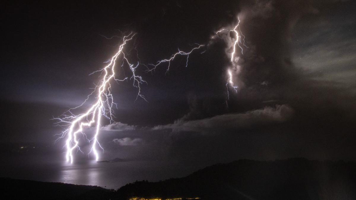 avertizare meteo anm vreme severa cod galben furtuni ploi